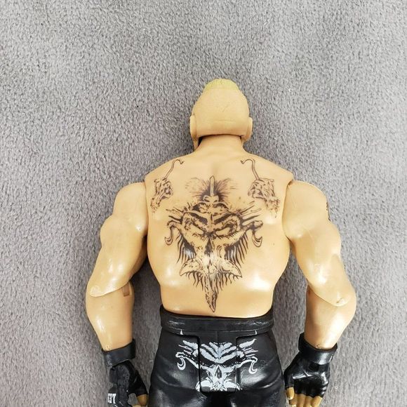 WWE Brock Lesnar Mattel 2017 Posable Action Figure - Picture 5 of 8